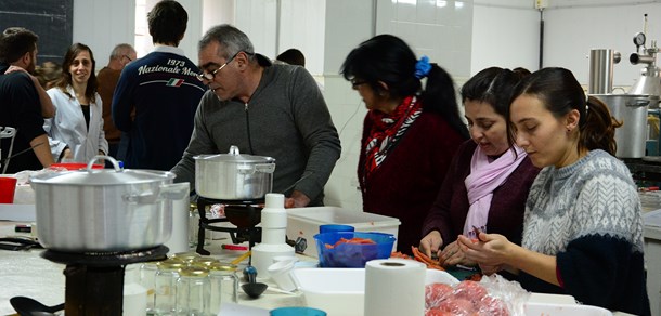 Curso de extensión “Elaboración de conservas vegetales”