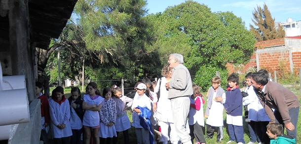 Visita a nuestra Facultad de estudiantes de la Escuela Graduada “J. V. González”