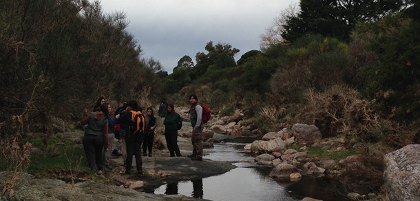 Taller en Villa Ventana con docentes y estudiantes del curso de Manejo de Cuencas