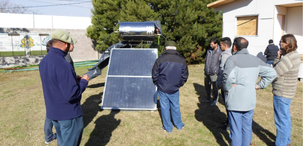 Visita de un grupo de aserraderistas del delta a nuestra Facultad