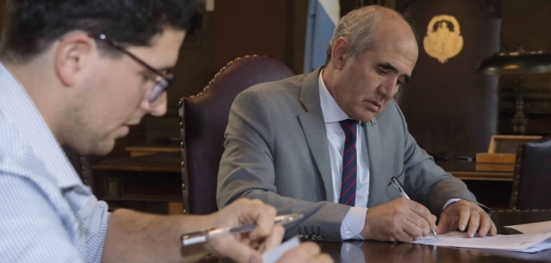 Firma de Convenio Marco con la Municipalidad de Florentino Ameghino
