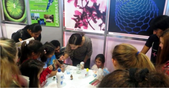 La FCAyF participó en la Feria del libro