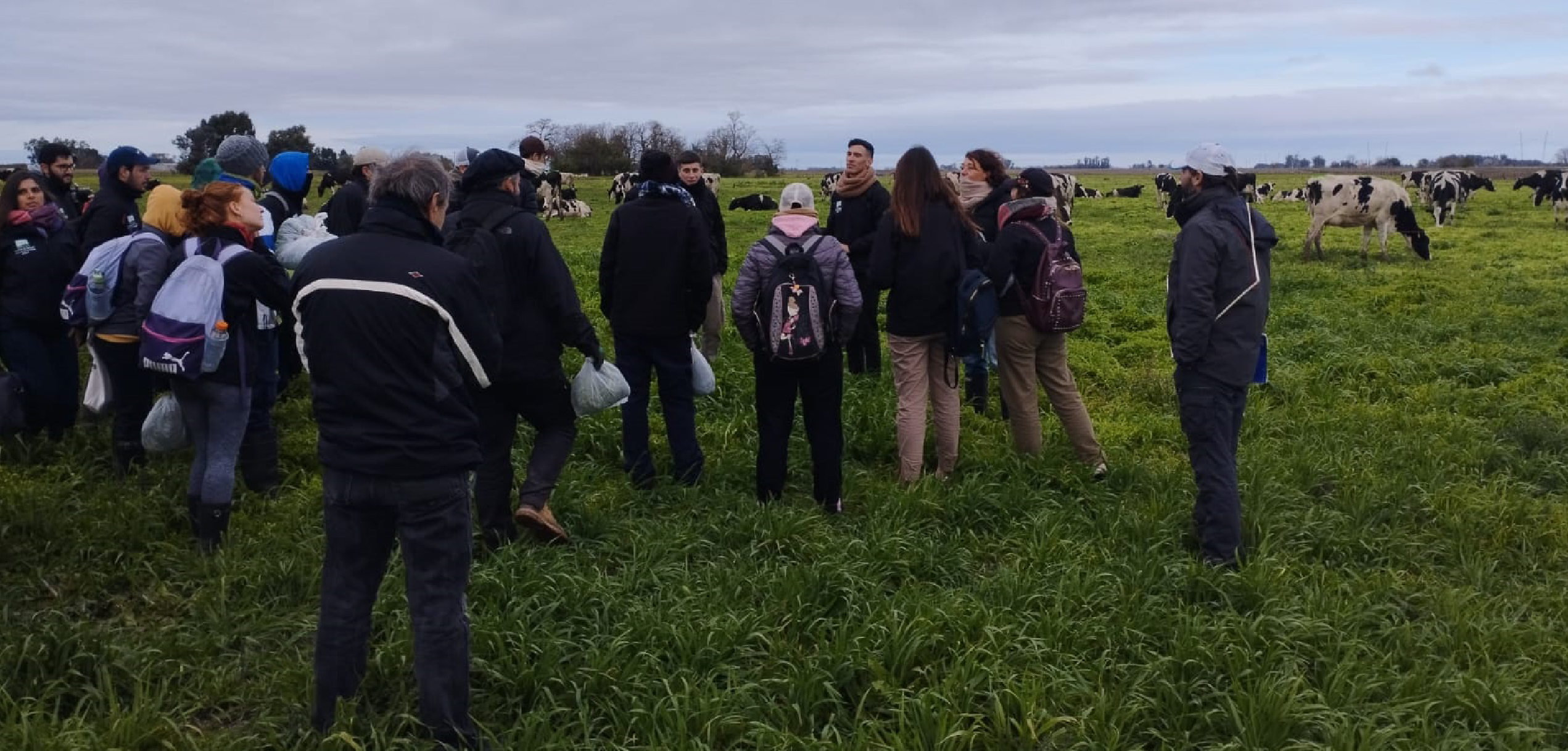 Estudiantes de la cursada de Producción Animal II visitaron el Establecimiento San Javier